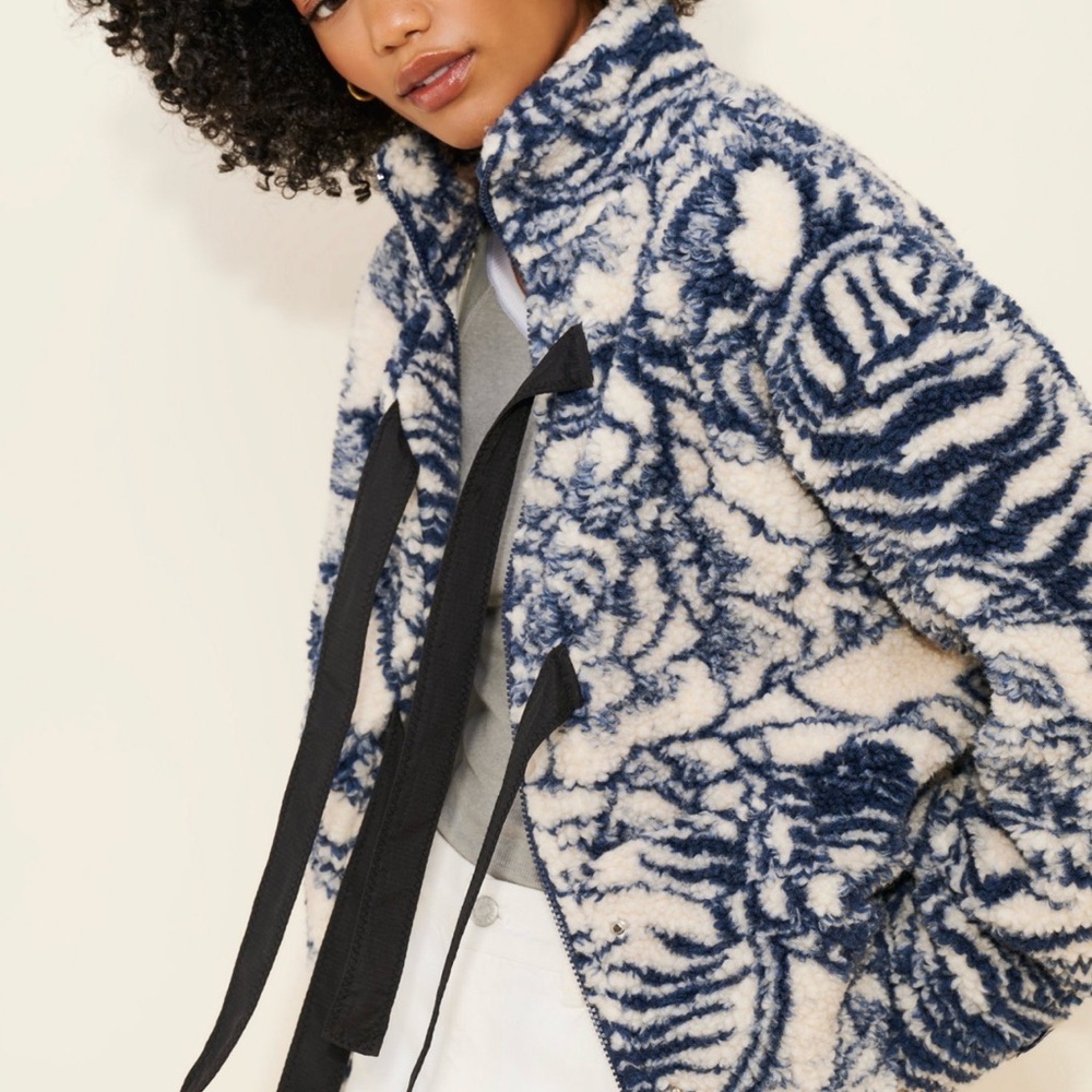 Damson Madder Ingrid Borg Bow Fleece Teddy Jacket - Picture 4 of 8